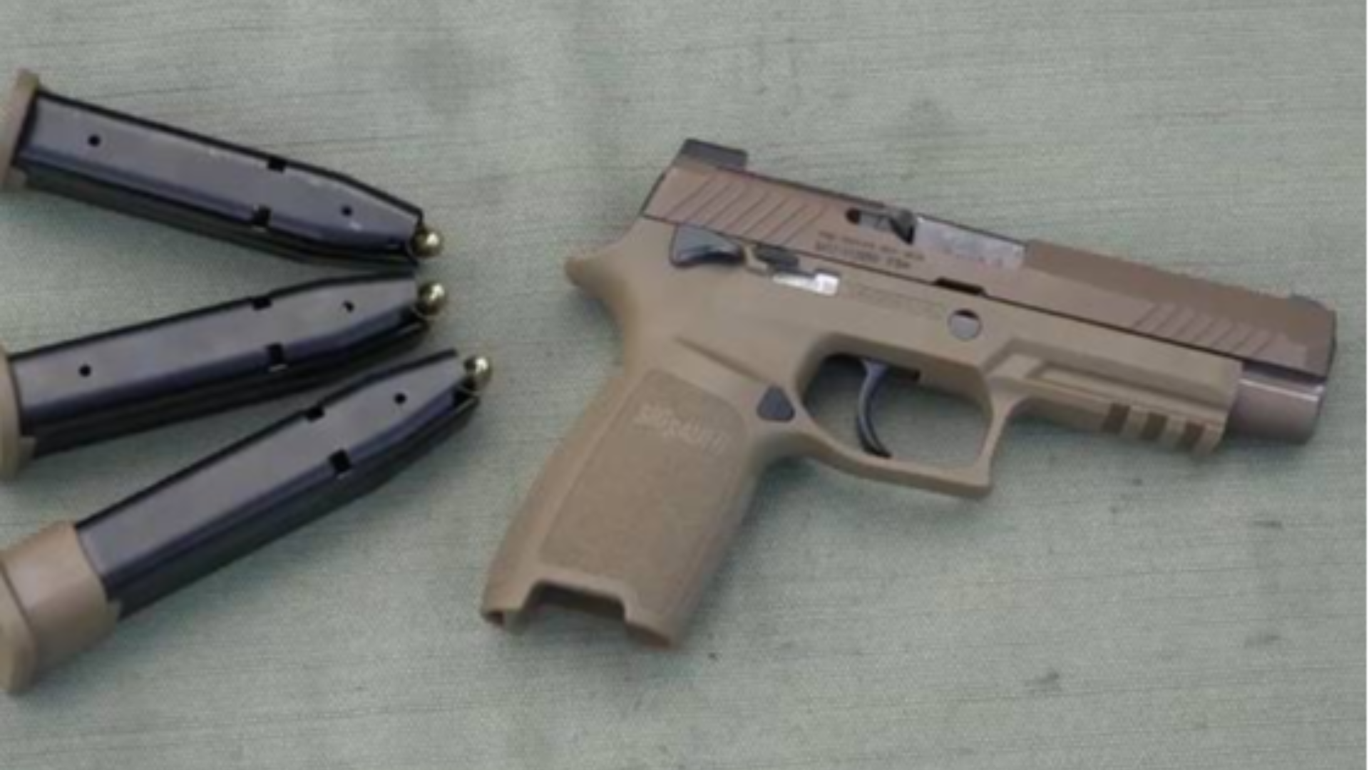 西格绍尔M17 P320型手枪射击